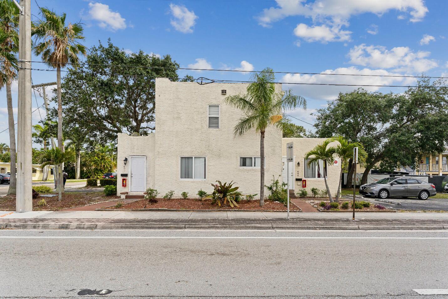 444 W Boynton Beach Boulevard