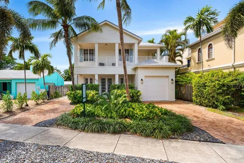639 NE 17th Way, Fort Lauderdale, FL MLS: F10491097