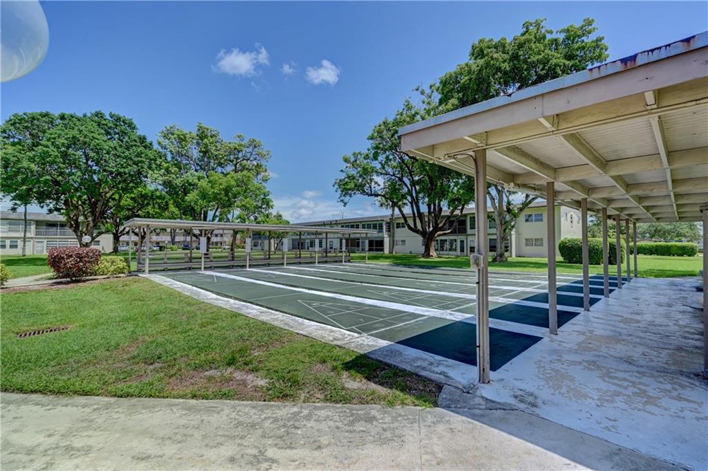 ORIOLE GARDENS TWO - Residential