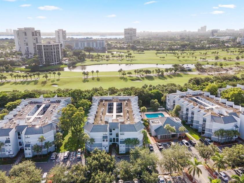 Presidential Golfview Con - Residential Lease