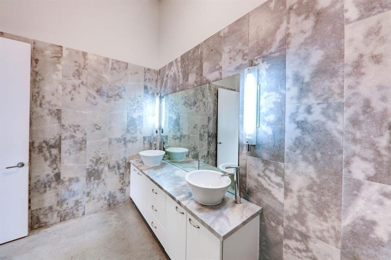 Avenue Lofts Condo Two - Residential Lease