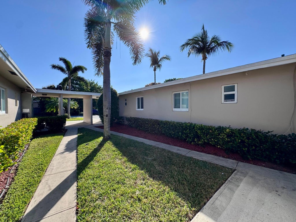 Photo of 3101 NE 7th Avenue #B, Pompano Beach, FL 33064 (MLS # B26040968)