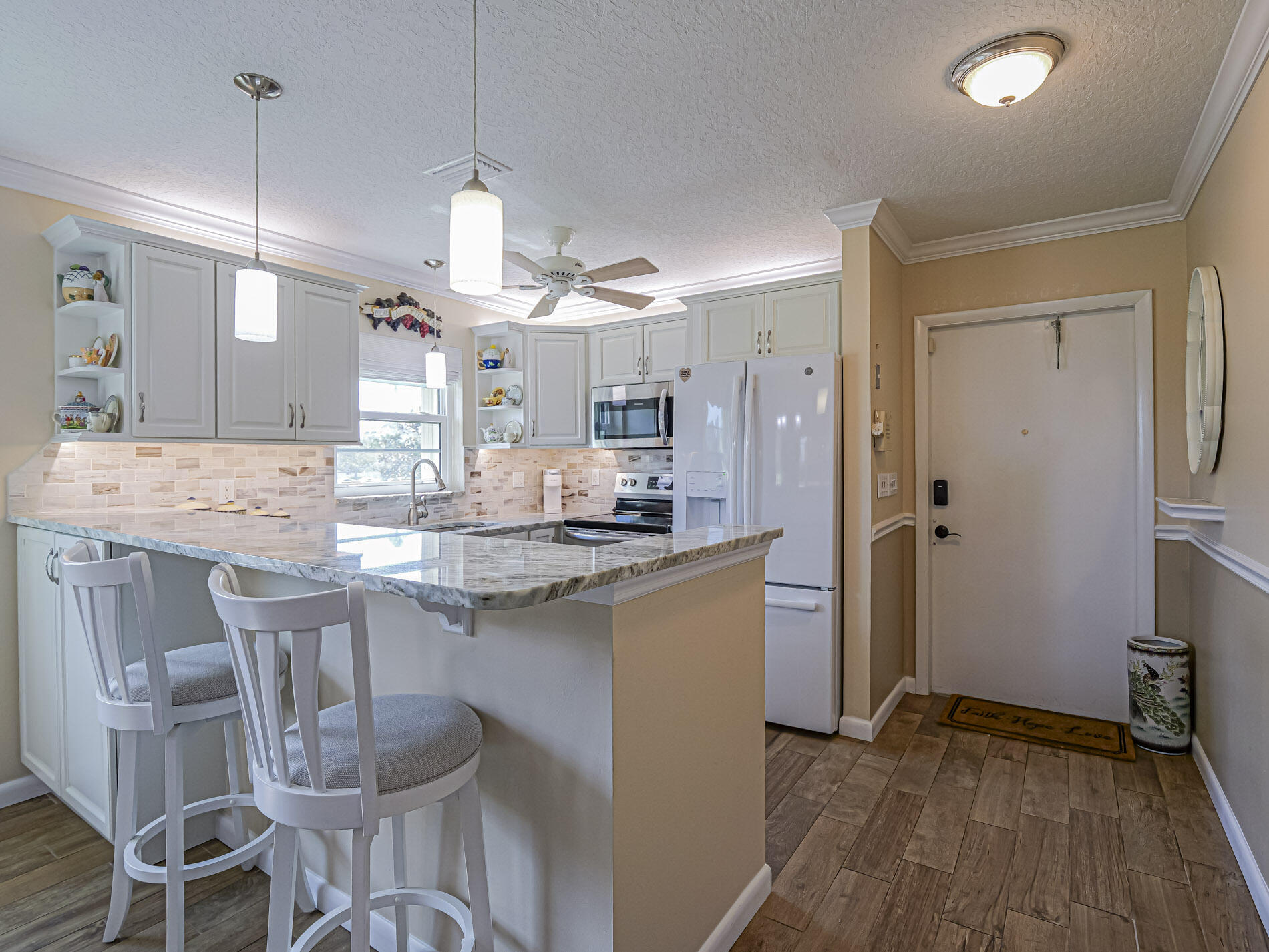 VISTA ROYALE PHASE IV BLDGS 83-111 - Residential