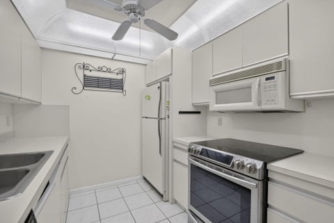 Tiny photo for 3402 BIMINI Lane #F4, Coconut Creek, FL 33066 (MLS # B26051978)