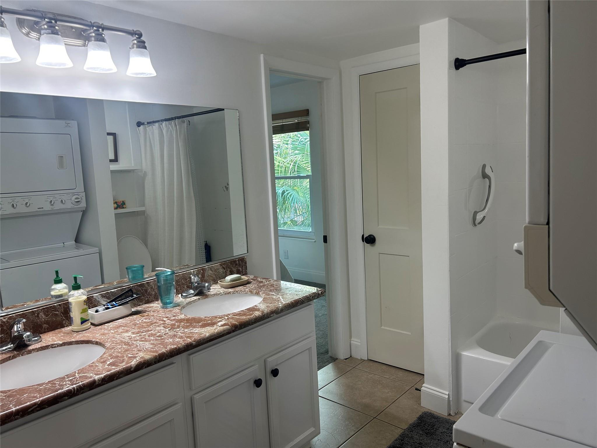 Kimberly Lake Villas 72-3 - Residential