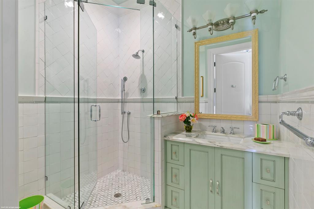 PALM BEACH POINT - Residential