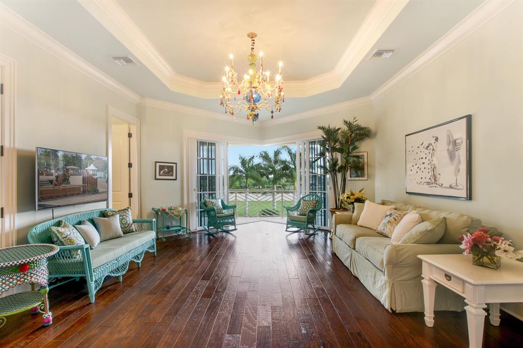 PALM BEACH POINT - Residential