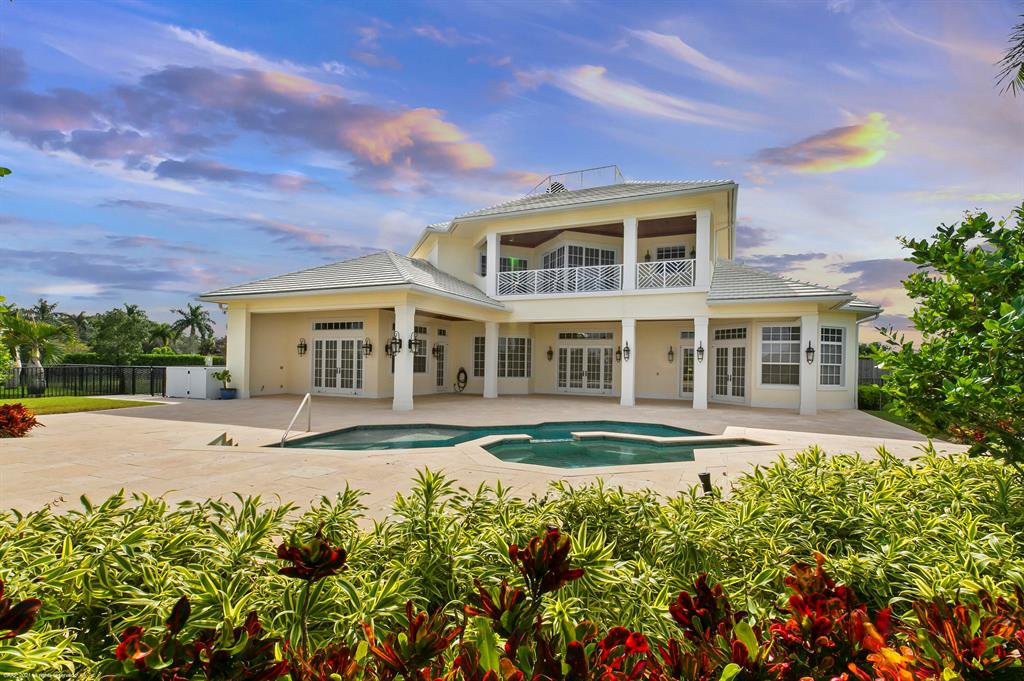 PALM BEACH POINT - Residential