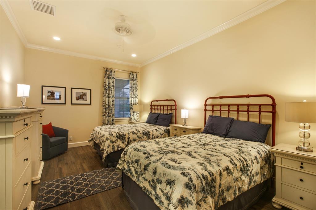 PALM BEACH POINT - Residential