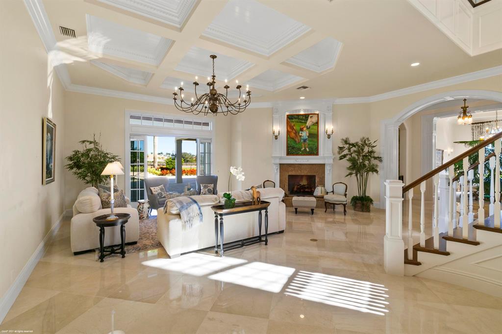 PALM BEACH POINT - Residential