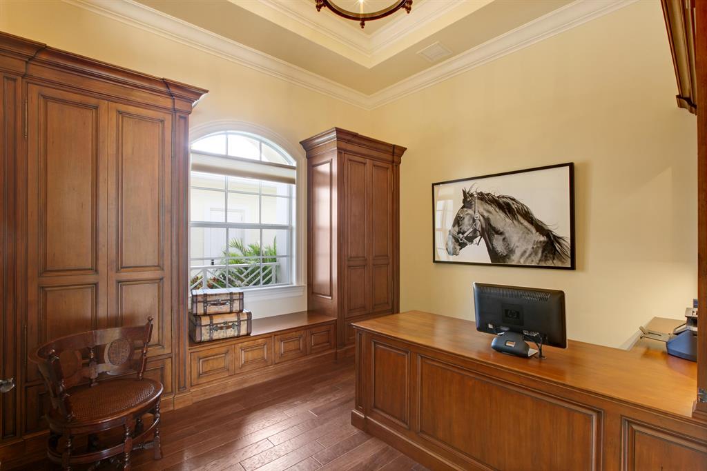 PALM BEACH POINT - Residential