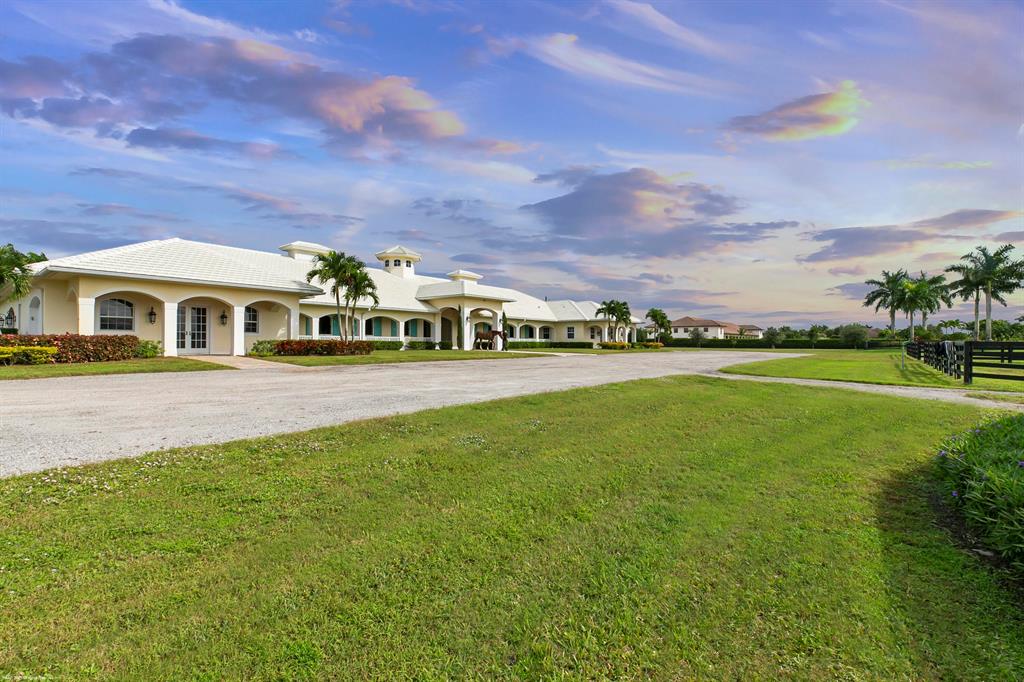 PALM BEACH POINT - Residential