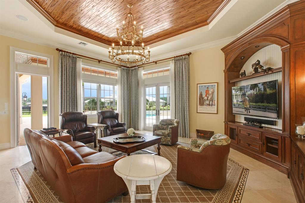 PALM BEACH POINT - Residential