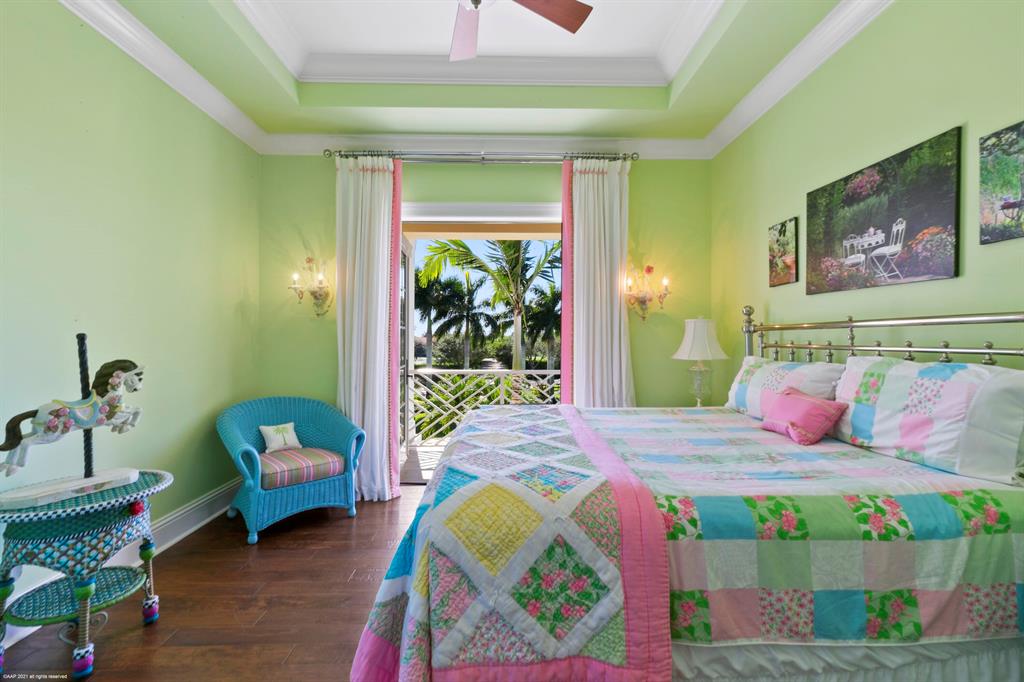 PALM BEACH POINT - Residential