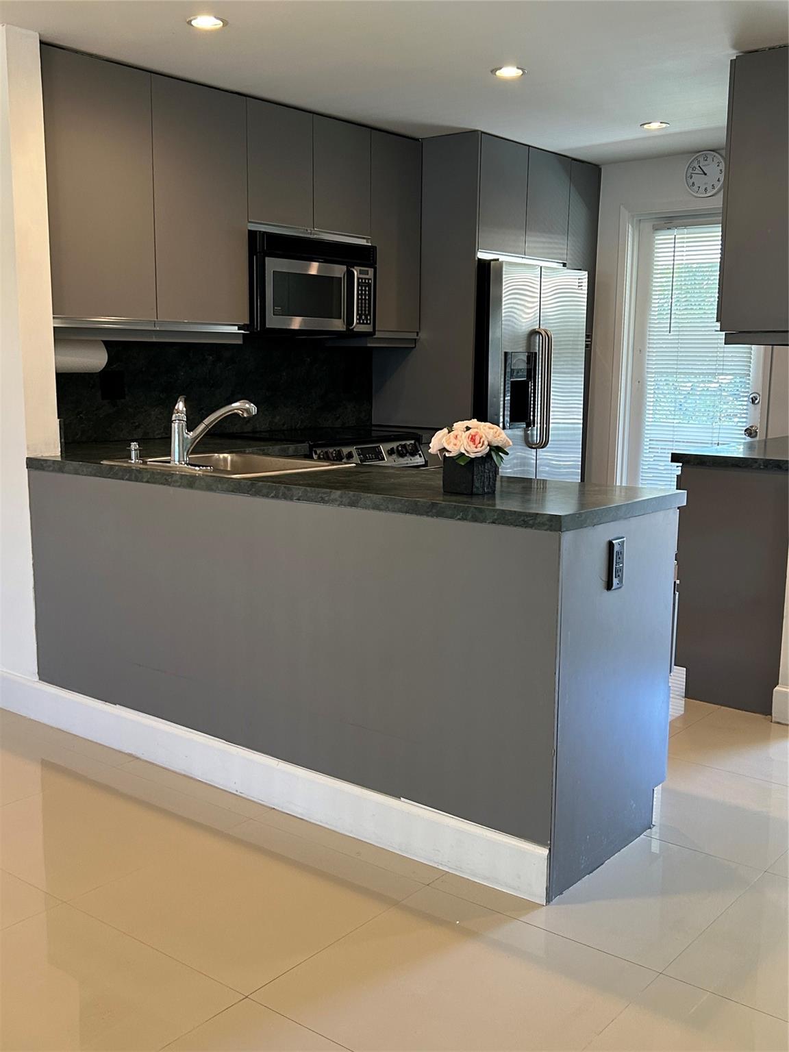 Marine Colony Condo - Residential Lease