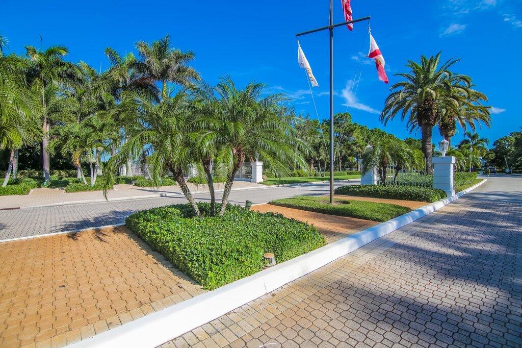 MARTIN DOWNS PLAT NO 29 (AKA MONARCH COUNTRY CLUB) - Residential