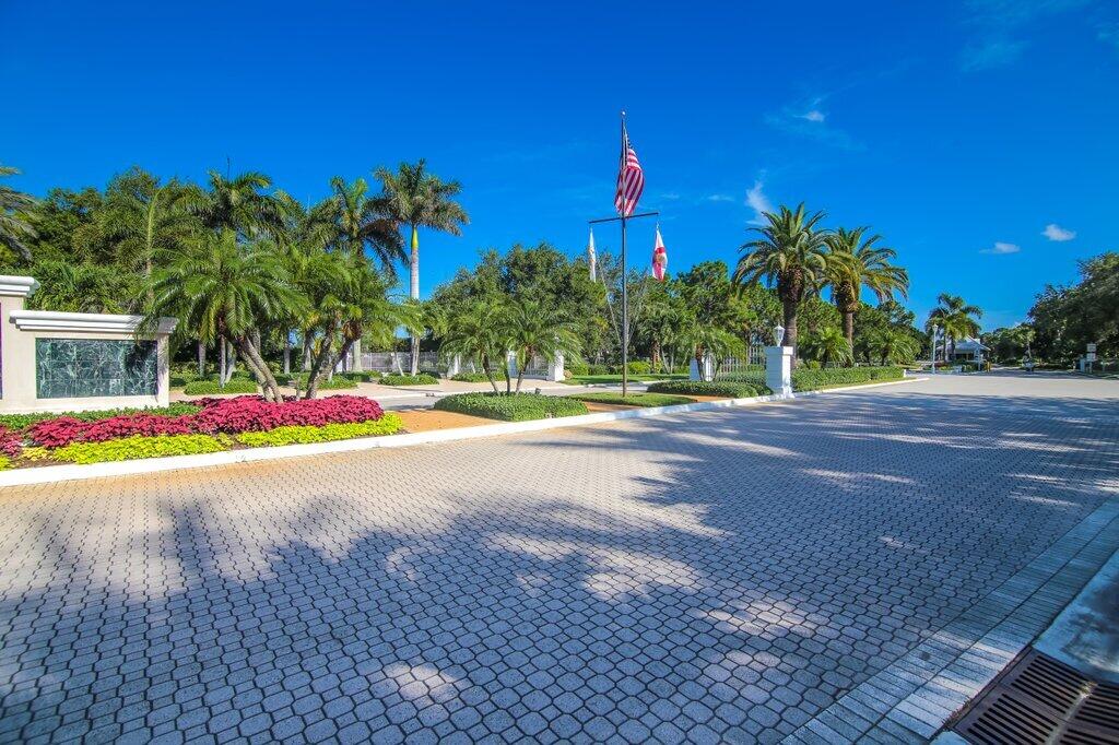 MARTIN DOWNS PLAT NO 29 (AKA MONARCH COUNTRY CLUB) - Residential