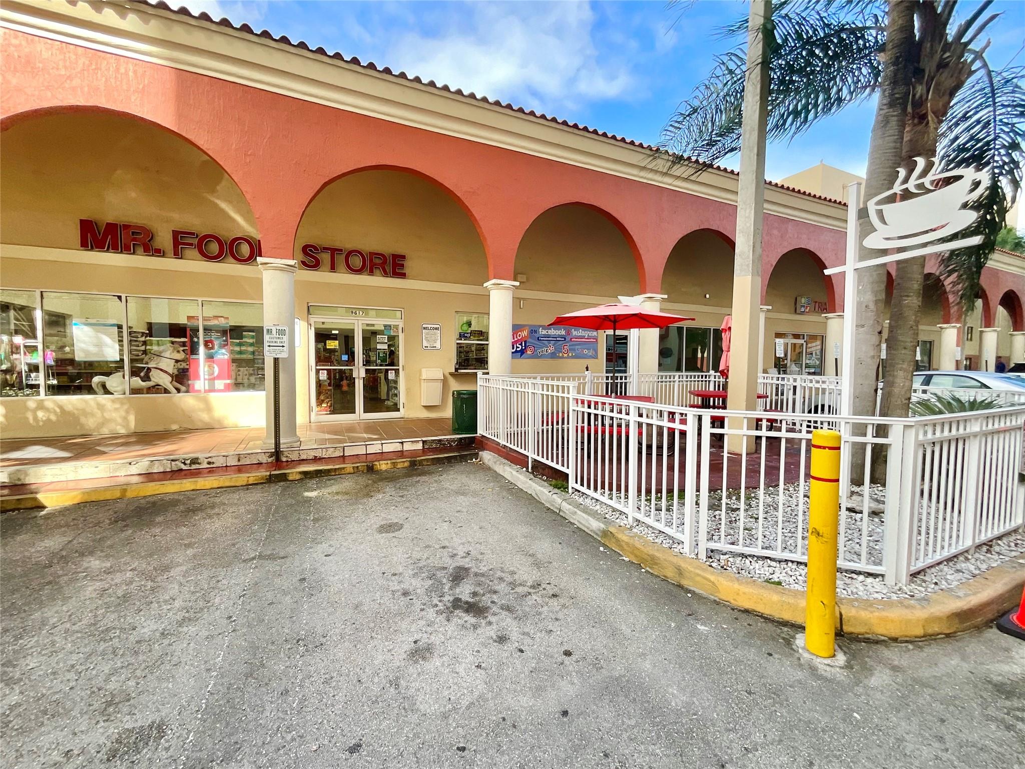 BLUE FONTAINE TRACT - Residential Lease