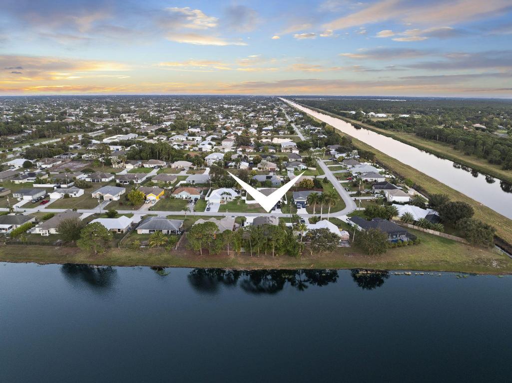 PORT ST LUCIE SECTION 33 - Residential