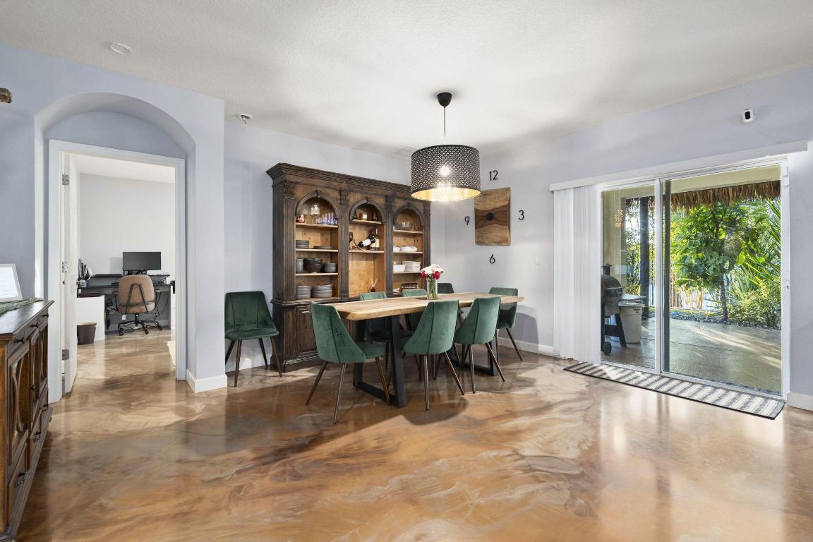 PORT ST LUCIE SECTION 33 - Residential