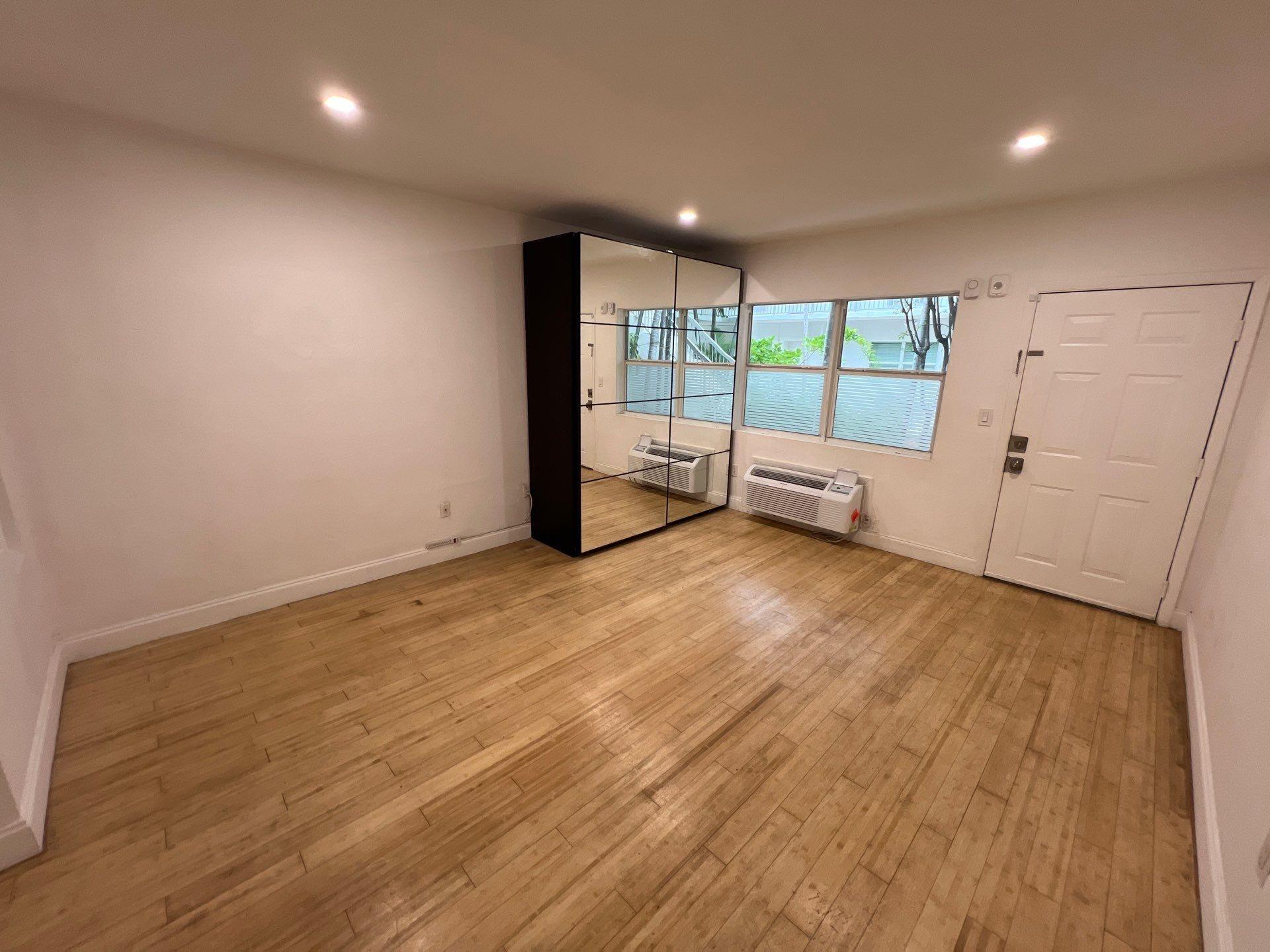 8080 Tatum Waterway Dr 10