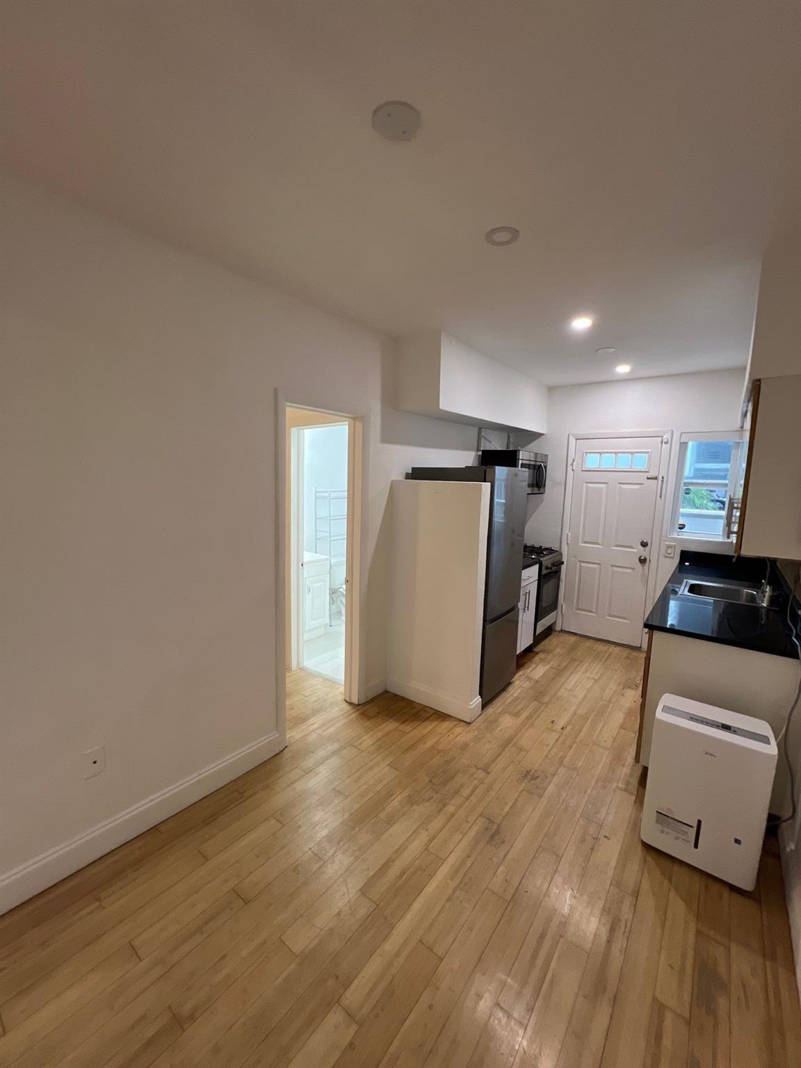 8080 Tatum Waterway Dr 10