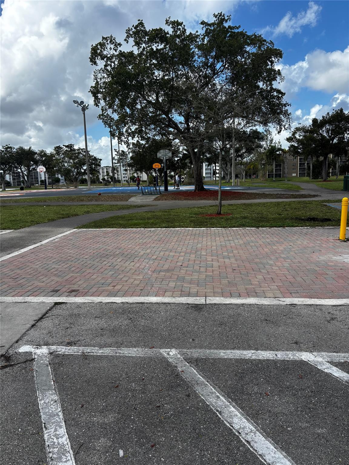 LAKEVIEW TOWNHOMES - Residential