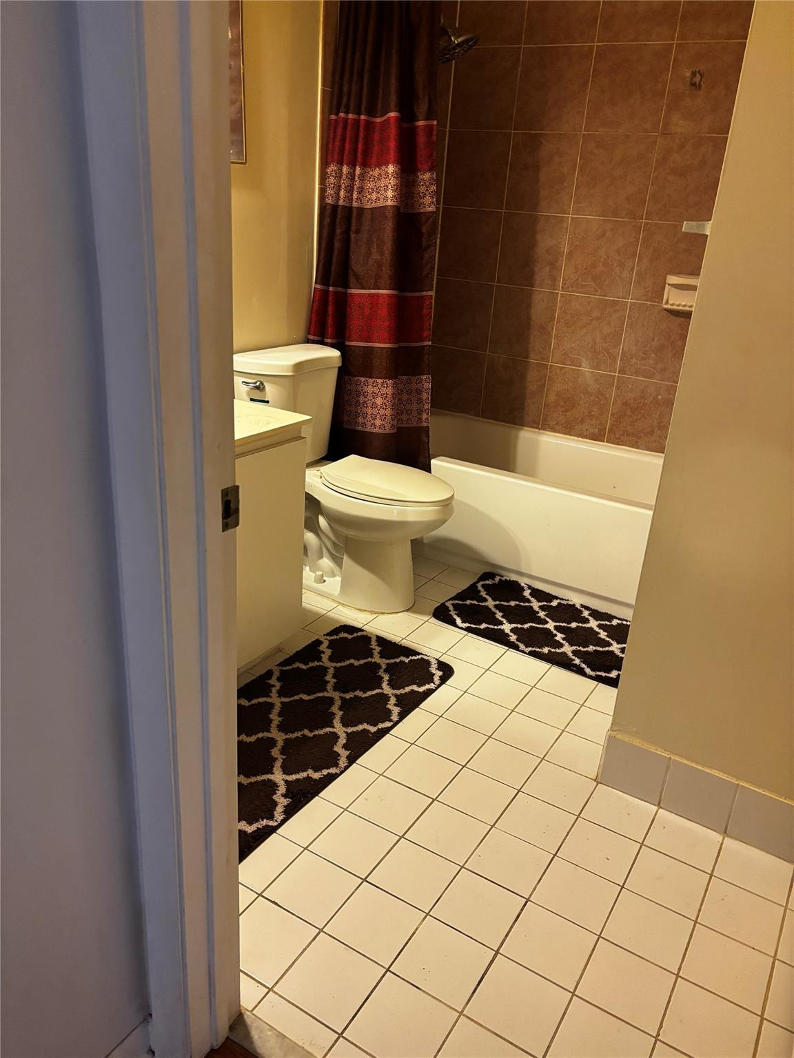 LAKEVIEW TOWNHOMES - Residential