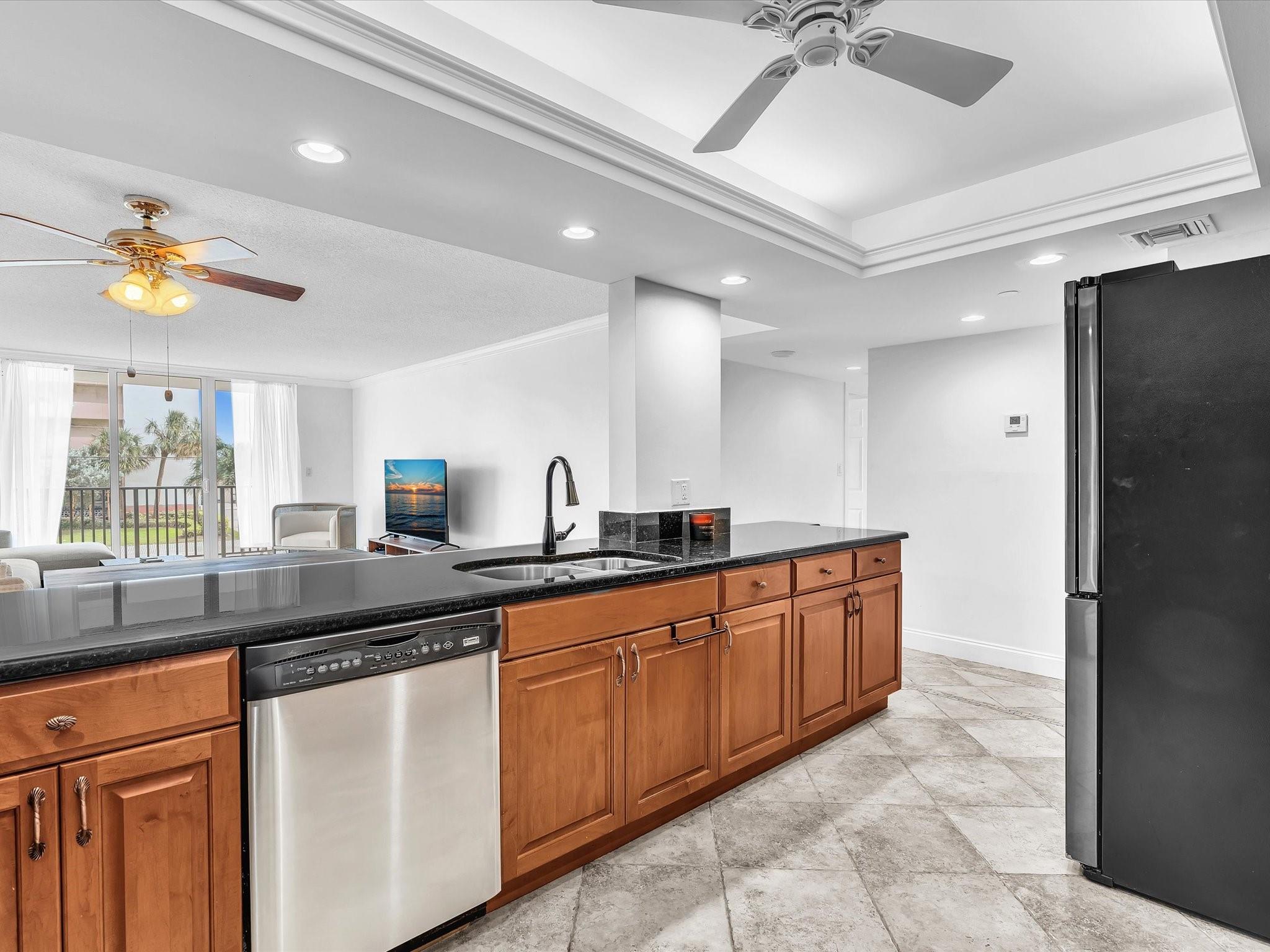 OPAL TOWERS WEST CONDO - Residential Lease
