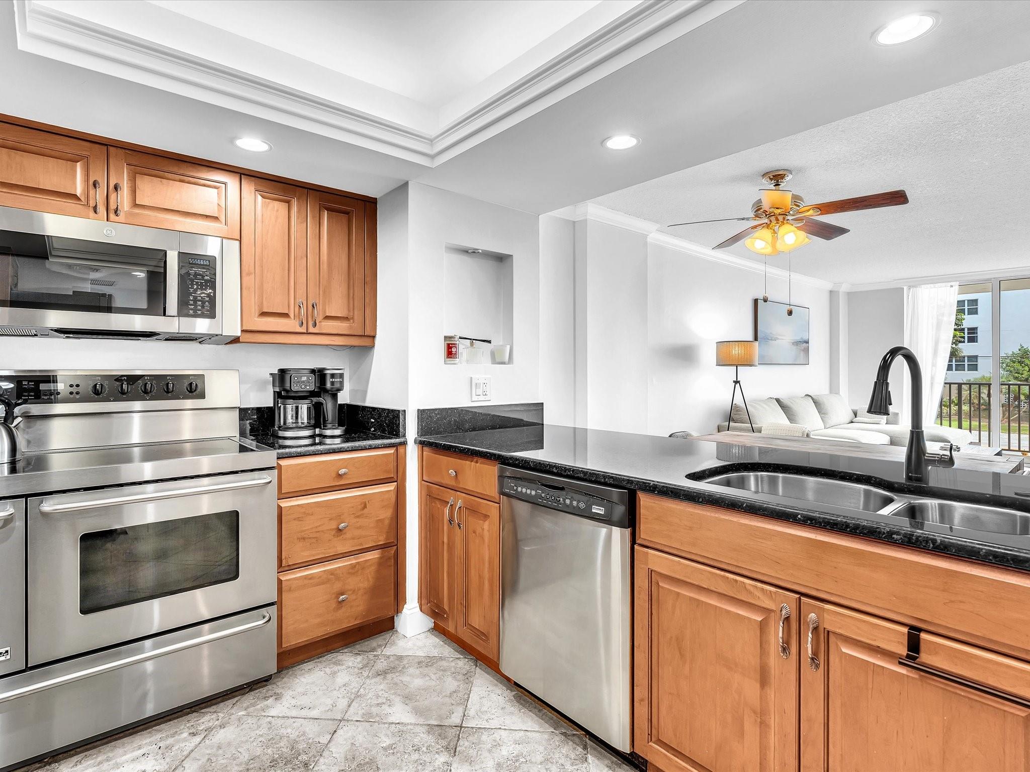 OPAL TOWERS WEST CONDO - Residential Lease