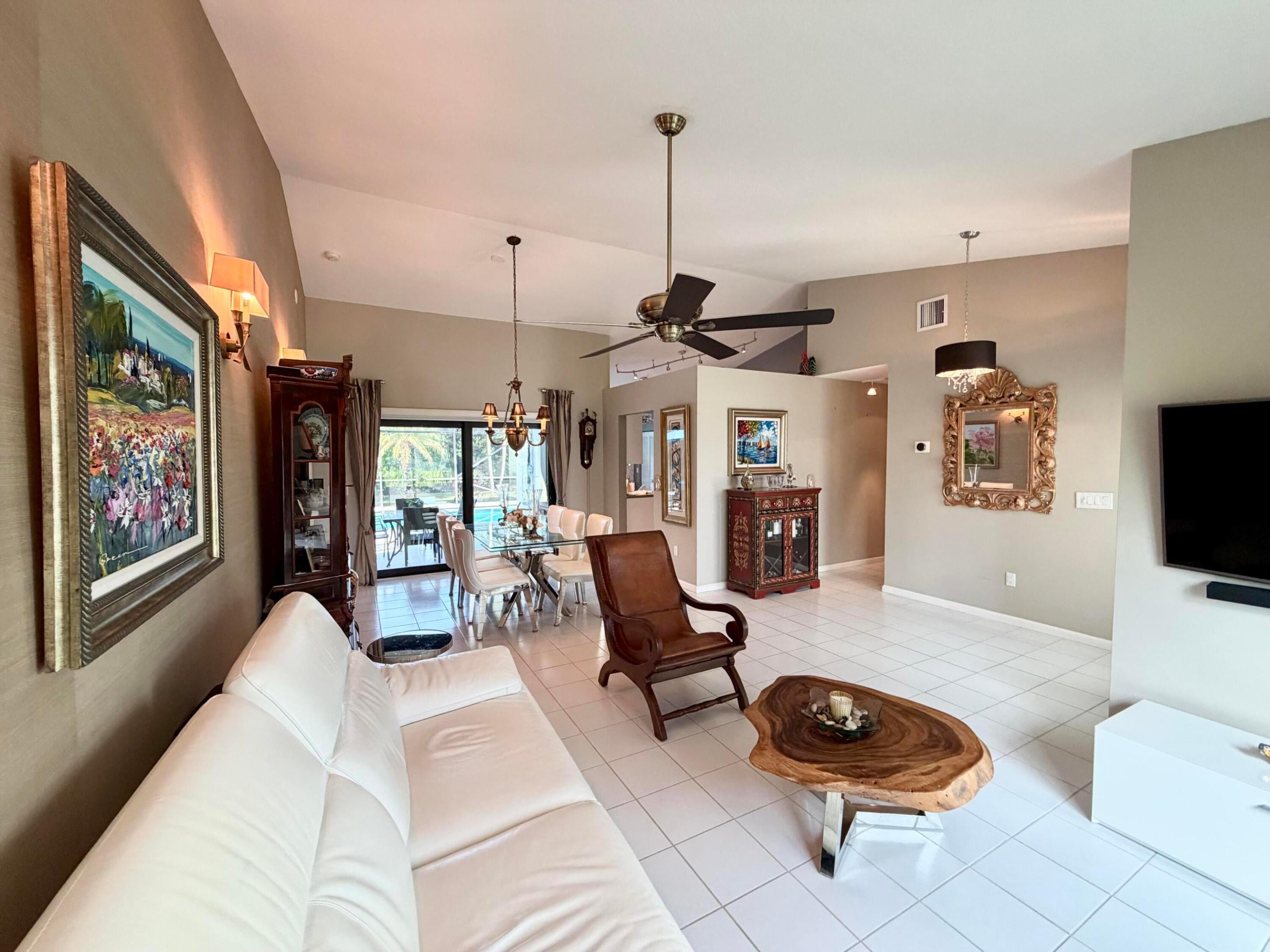 5722 Aspen Ridge Circle