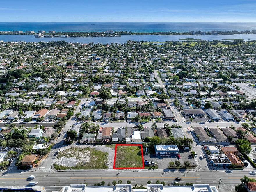 One of the best lots (0.1653) acres at Lake Worth Beach. It's cross of street from THE MID Deployments. Not far from the Lake Worth Beach downtown and Intracoastal