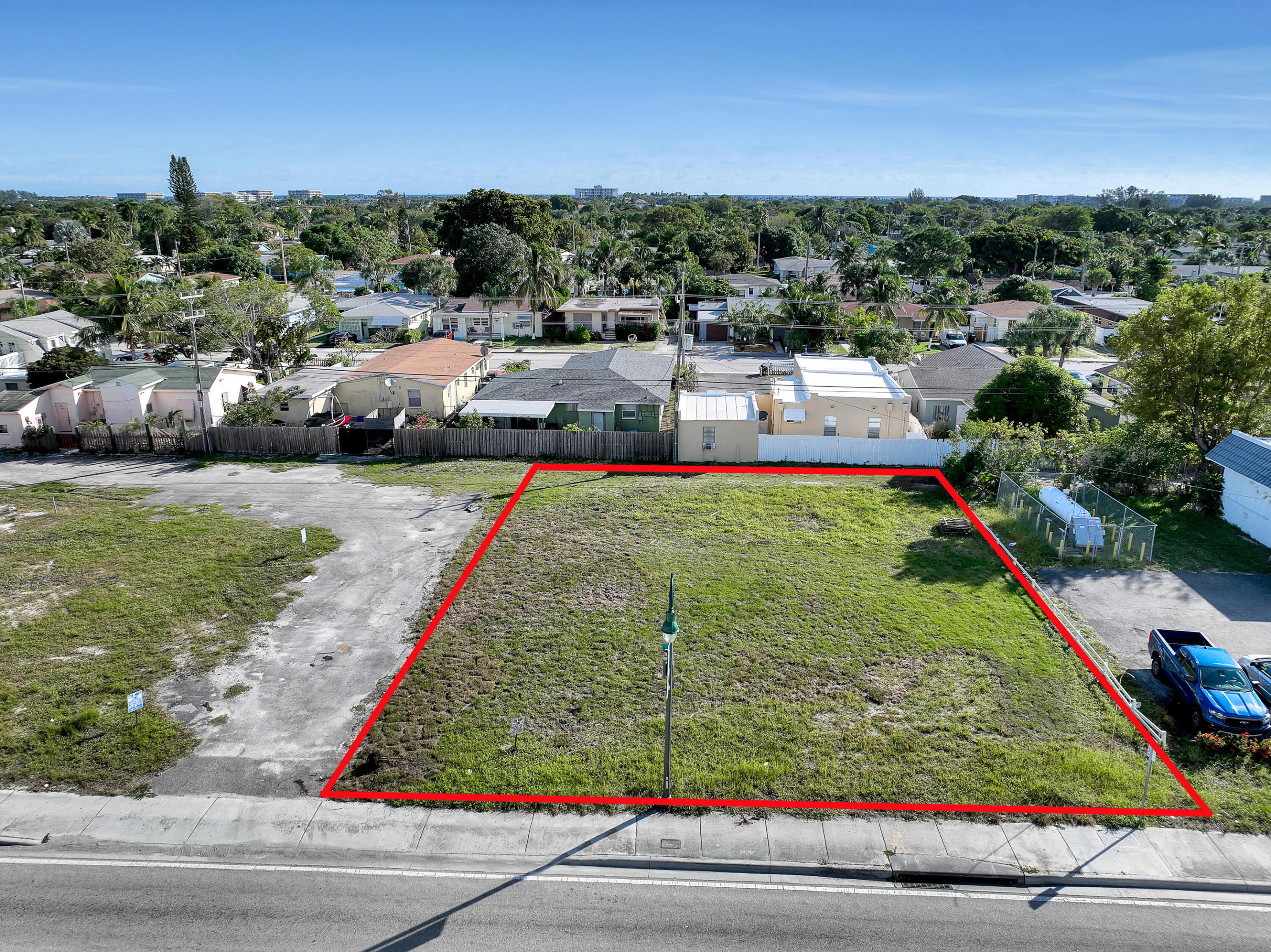 NORTH LAKE WORTH IN PB 5 PGS 48 & 49 - Land