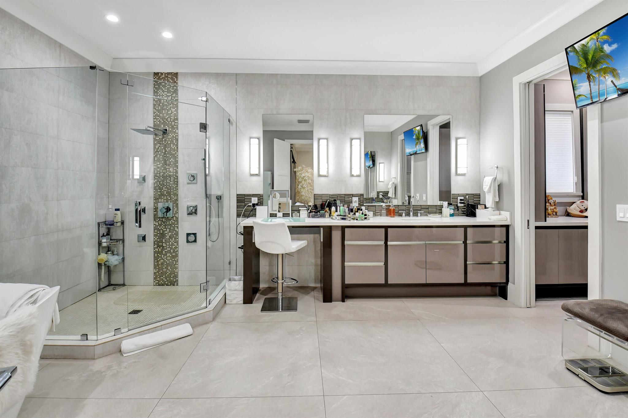 ST ANDREWS COUNTRY CLUB - Residential