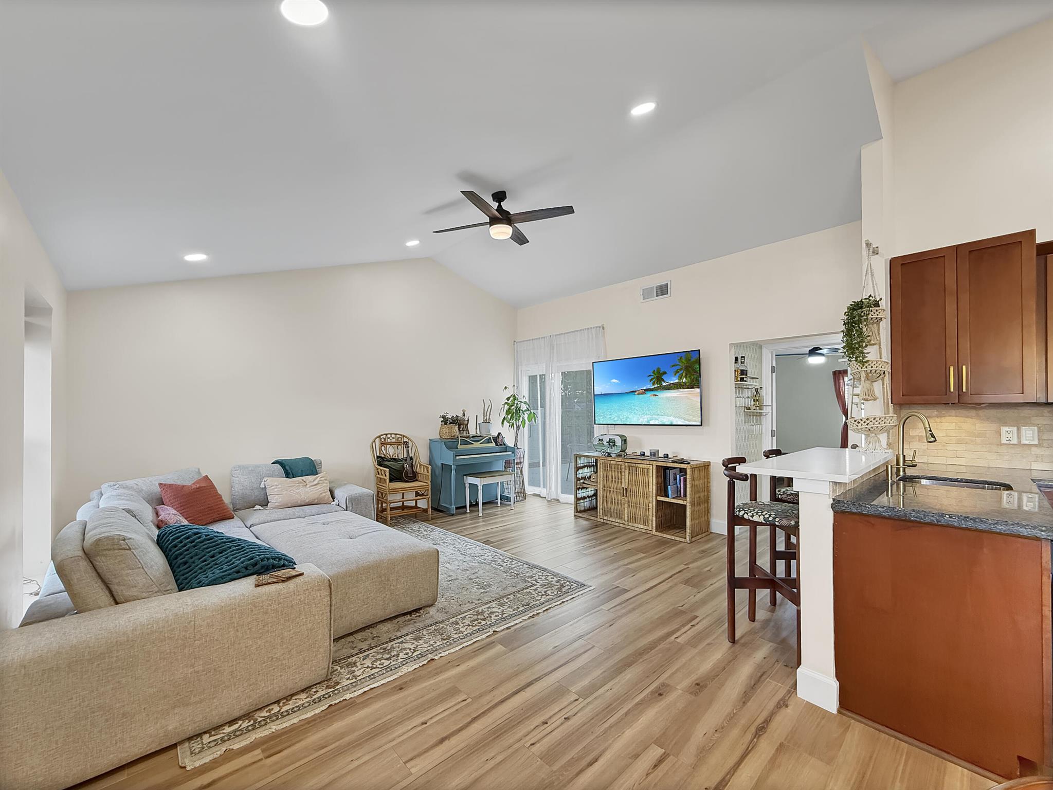 23293 Liberty Bell Ter Terrace