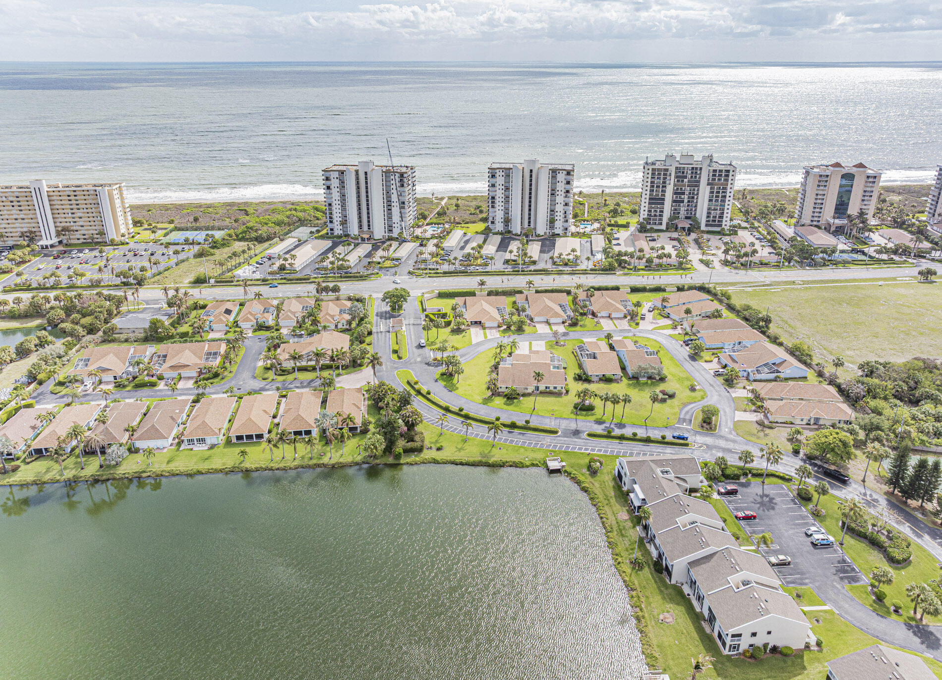 THE SANDS SECTION 1 CONDOMINIUM - Residential