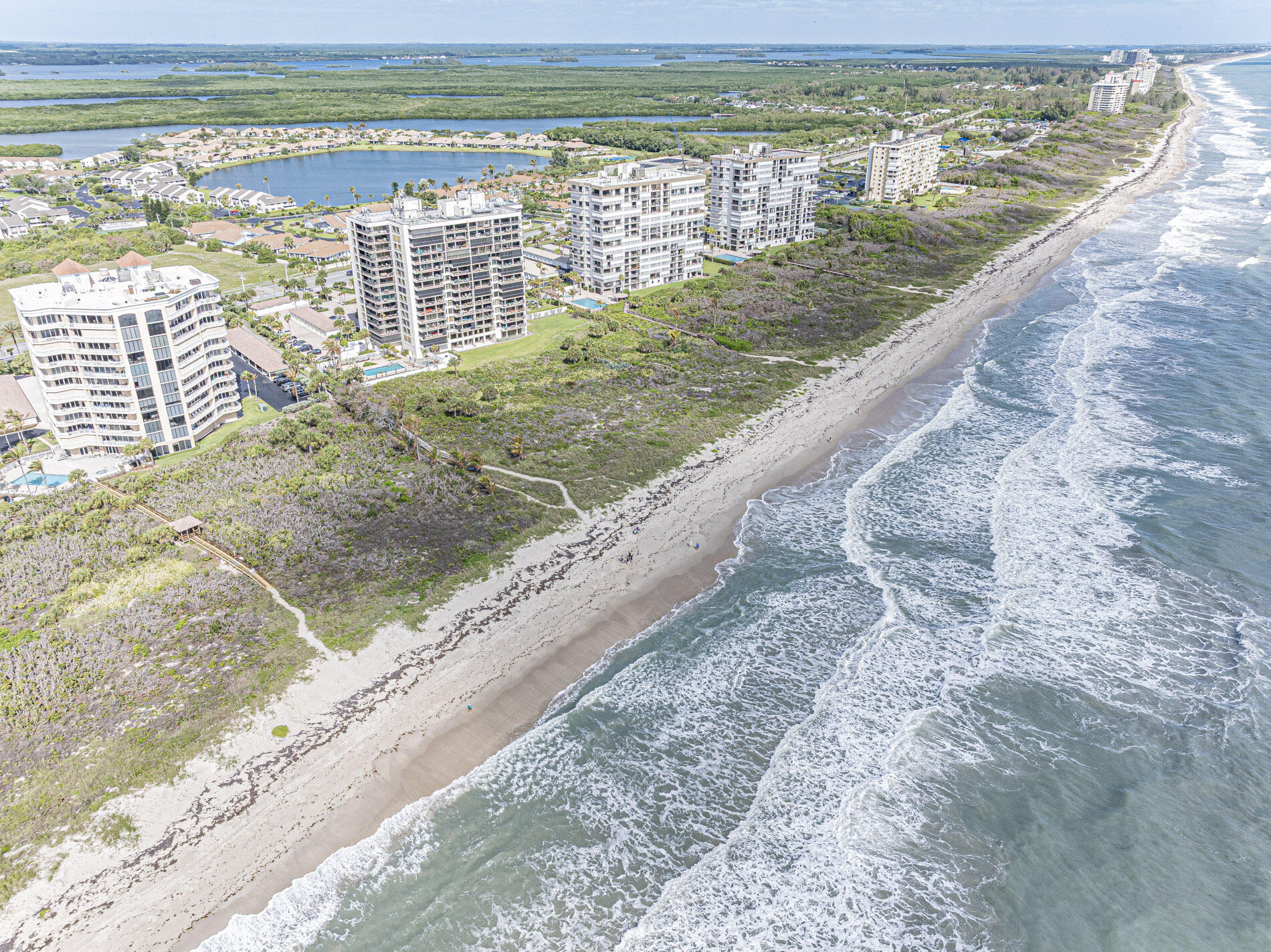 THE SANDS SECTION 1 CONDOMINIUM - Residential