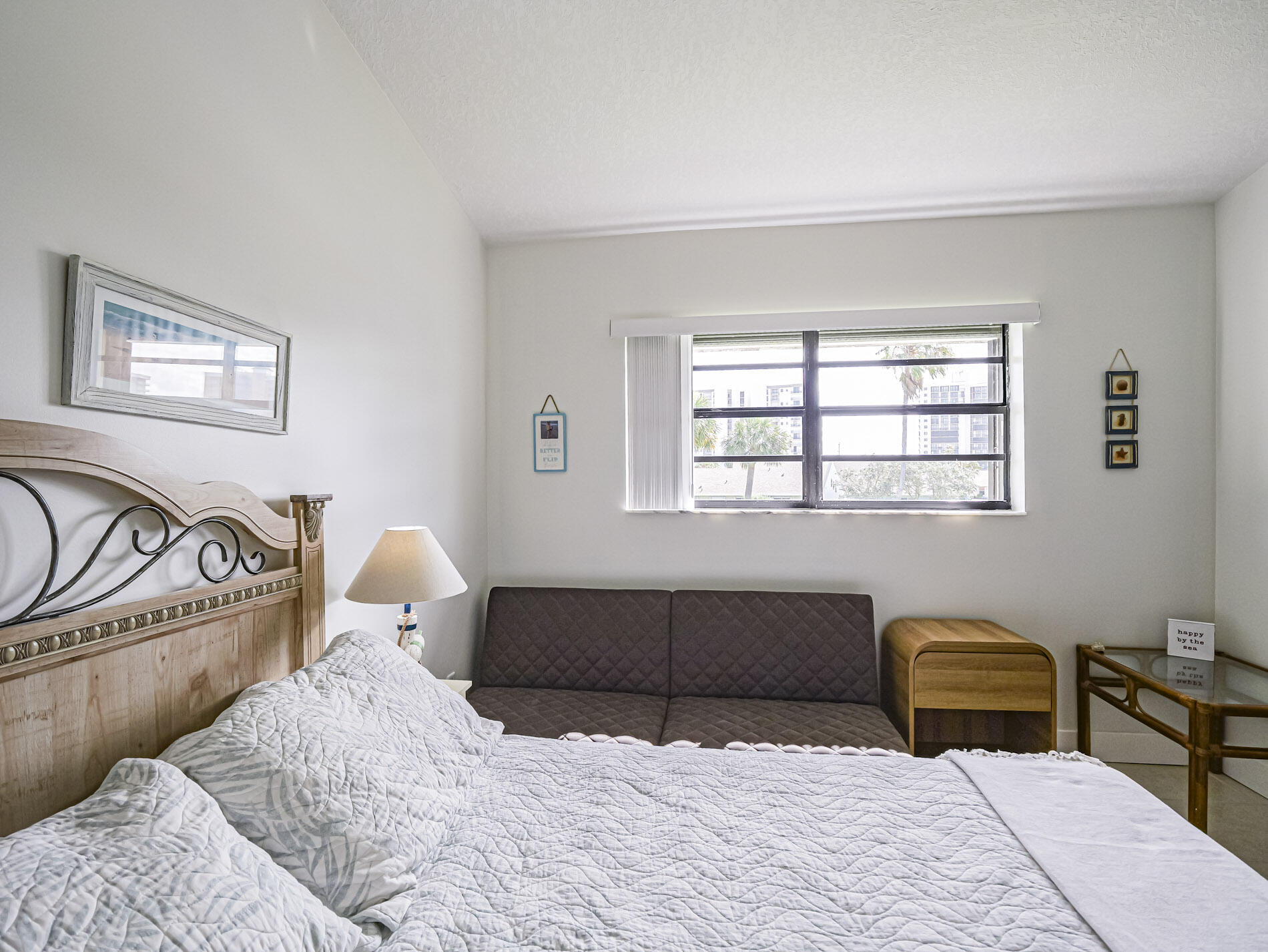 THE SANDS SECTION 1 CONDOMINIUM - Residential