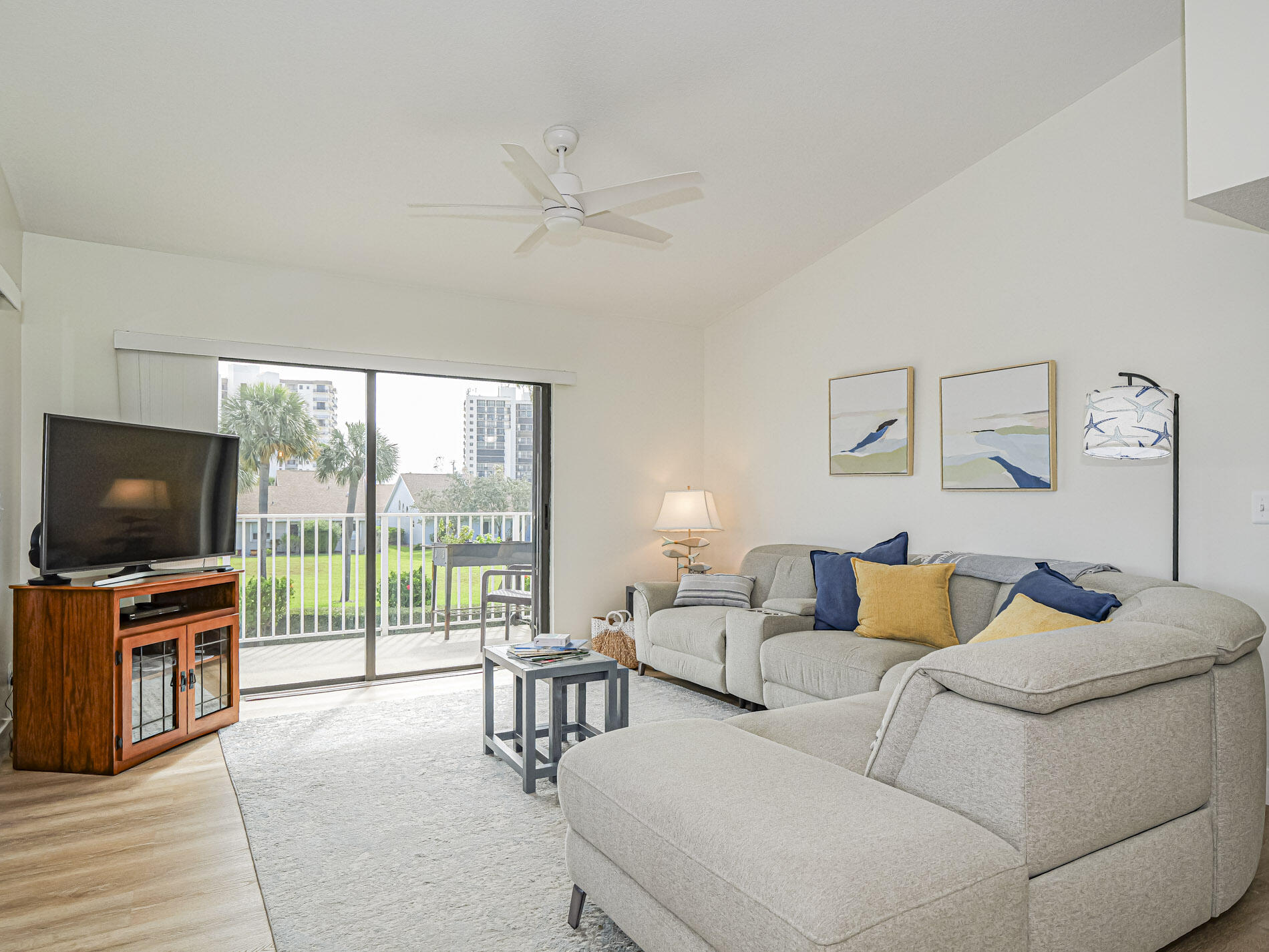 THE SANDS SECTION 1 CONDOMINIUM - Residential