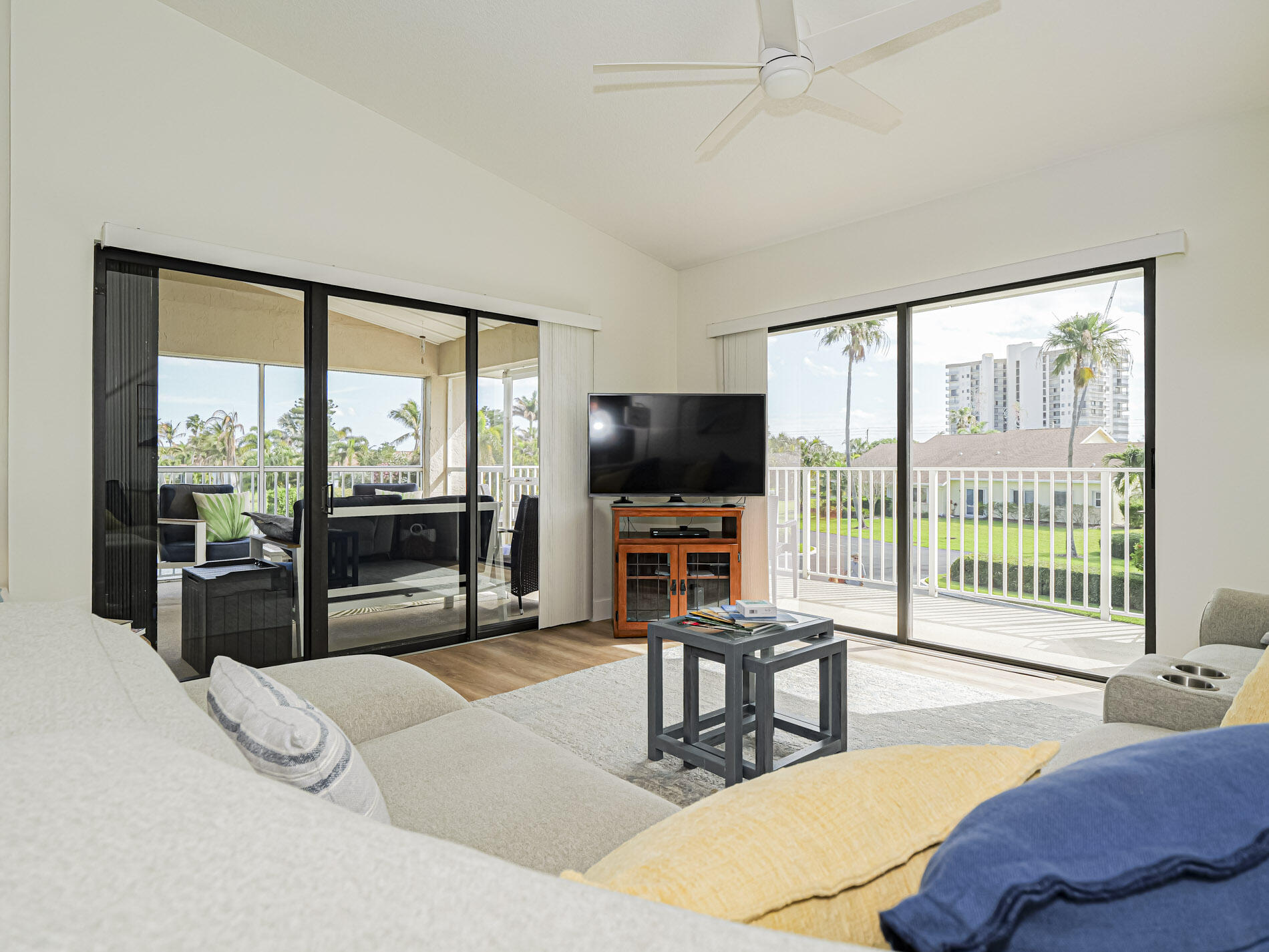 THE SANDS SECTION 1 CONDOMINIUM - Residential