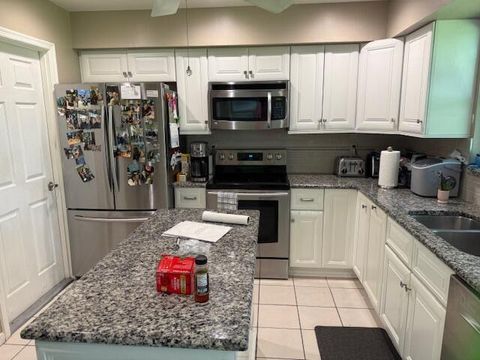 9890 Papaya Tree Trail B Boynton Beach FL 33436