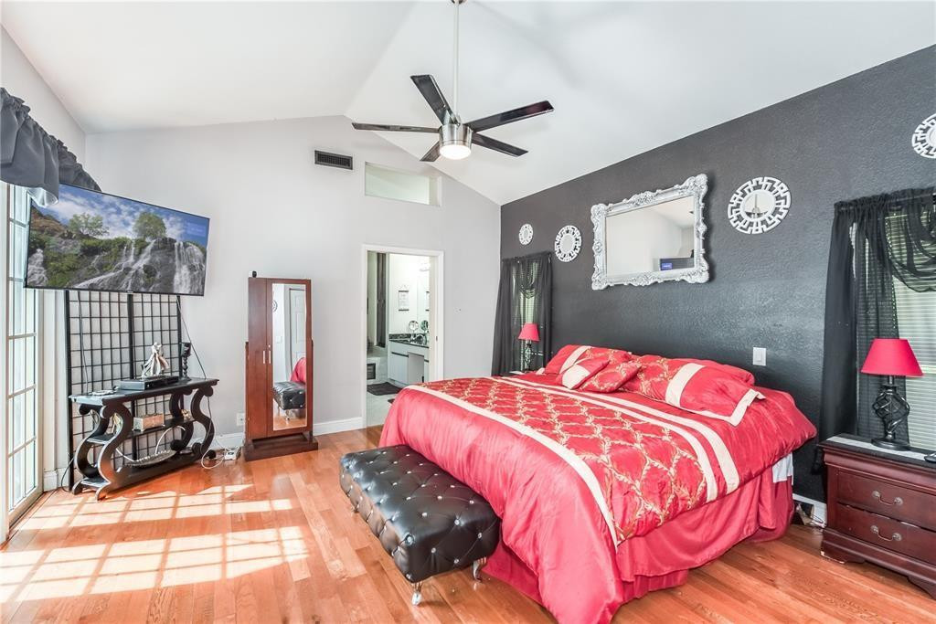 LAGUNA SPRINGS - Residential