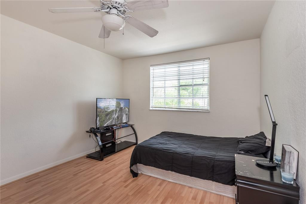 LAGUNA SPRINGS - Residential