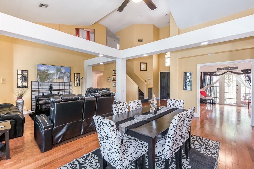 LAGUNA SPRINGS - Residential