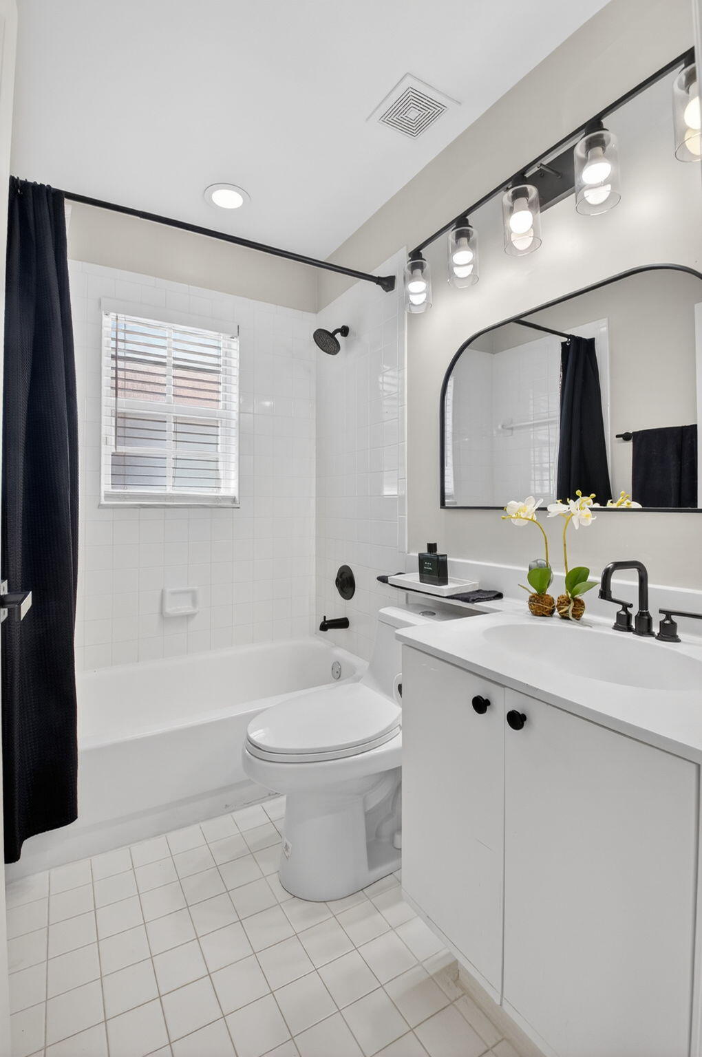 VILLA SAN REMO - Residential