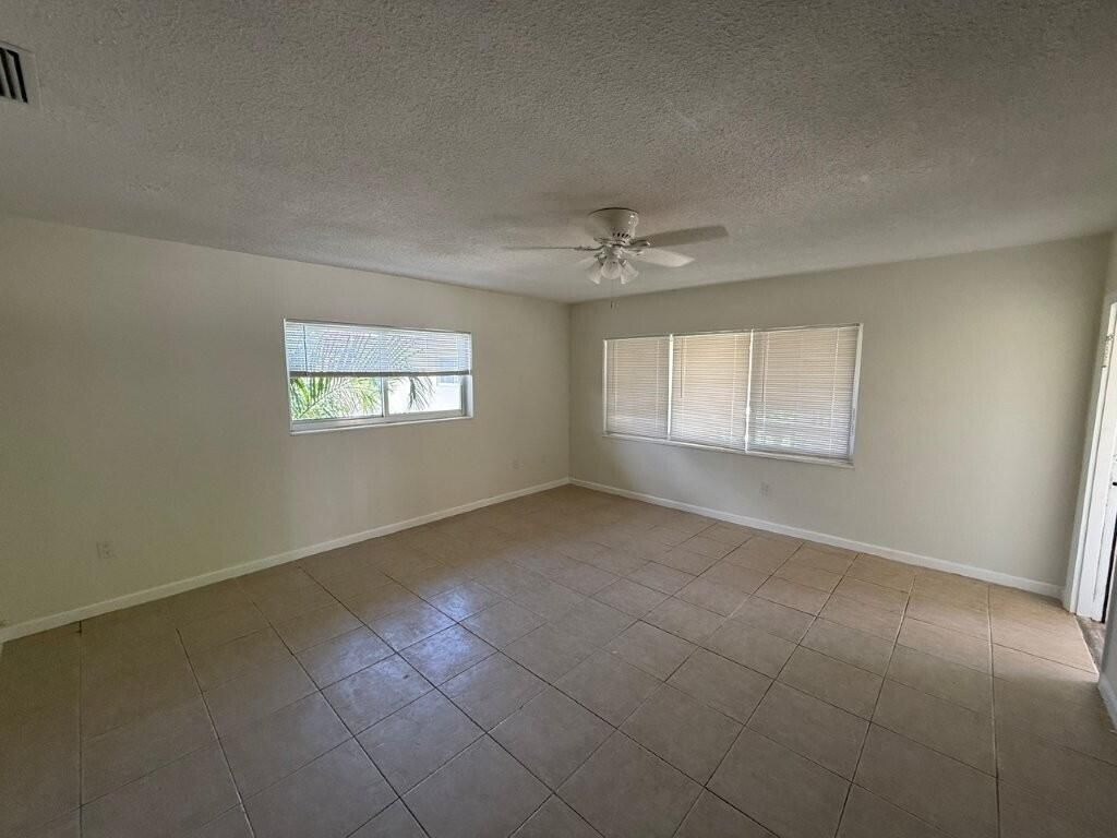 Photo of 265 SW 7th Street #4, Boca Raton, FL 33432 (MLS # B26020844)
