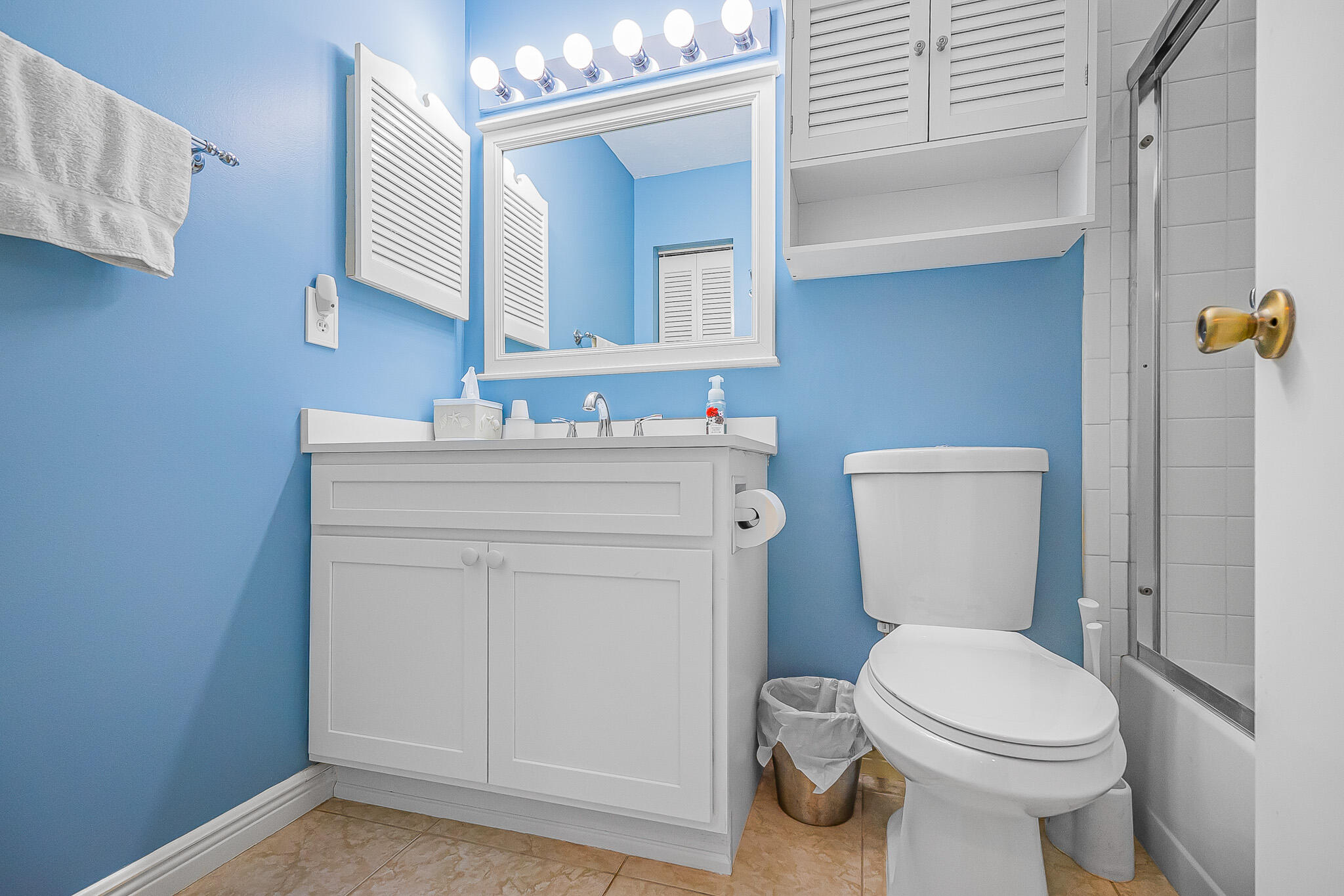 KINGSWOOD CONDO - Residential