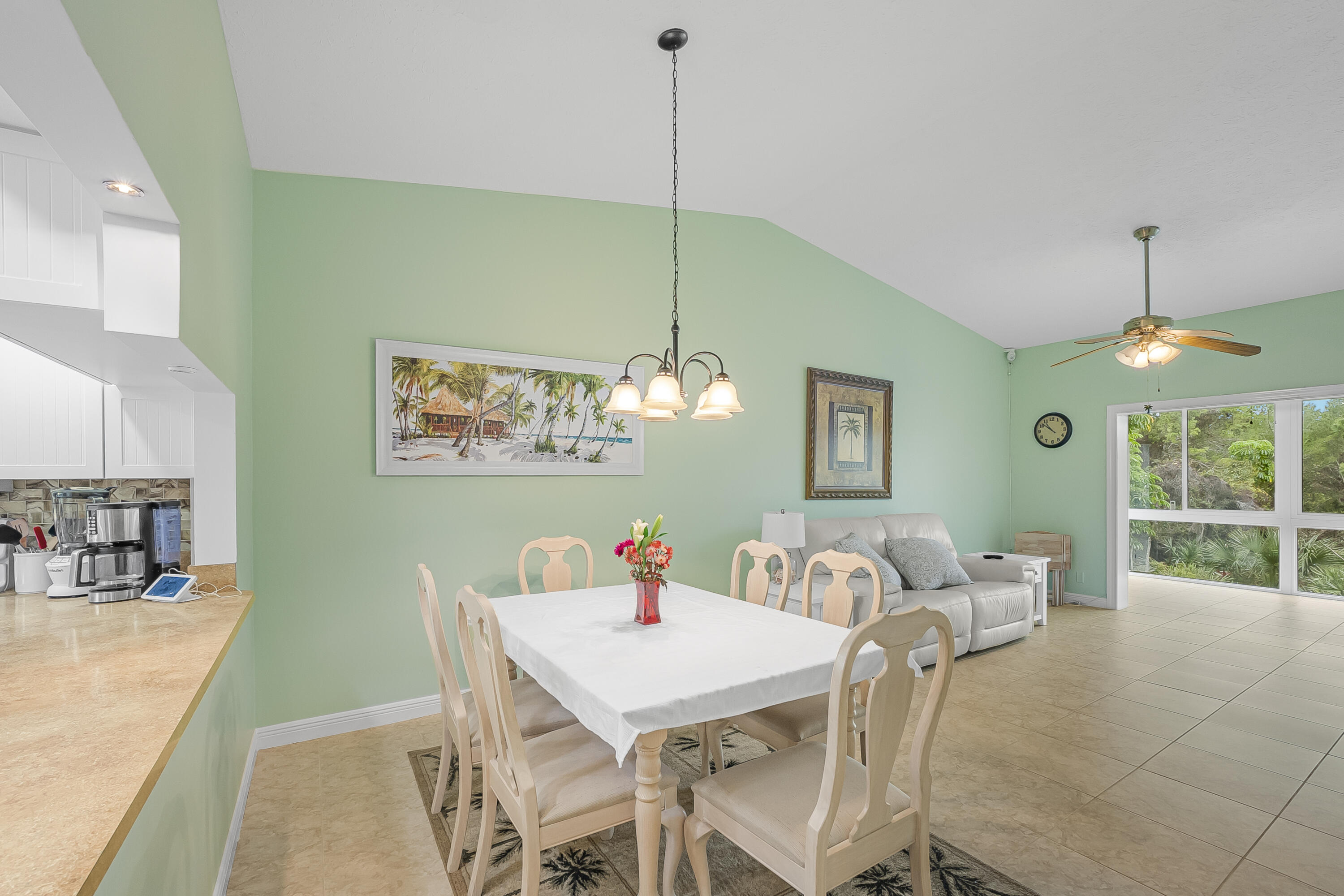 KINGSWOOD CONDO - Residential