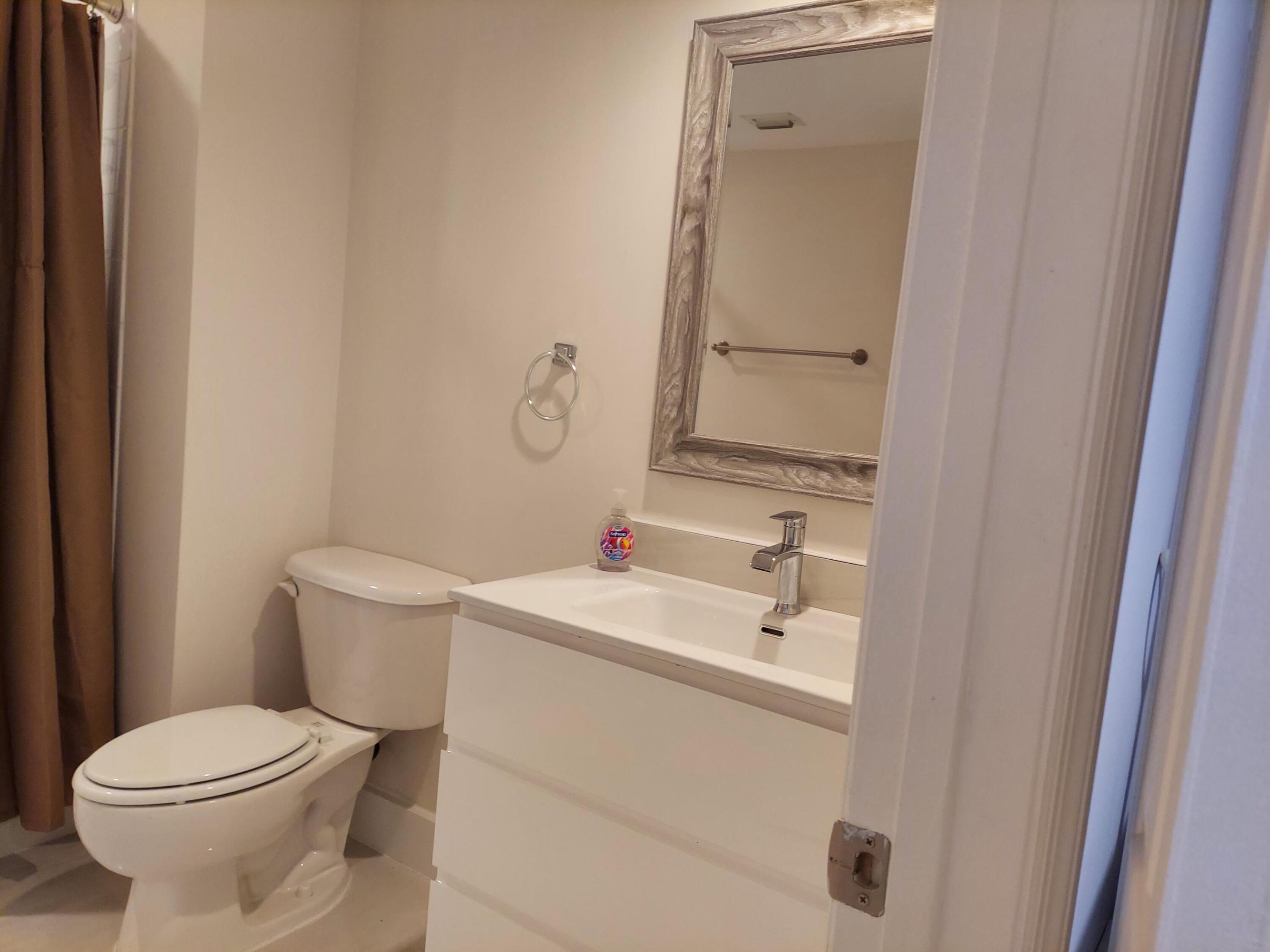 WAVERLY AT LAS OLAS CONDO - Residential Lease