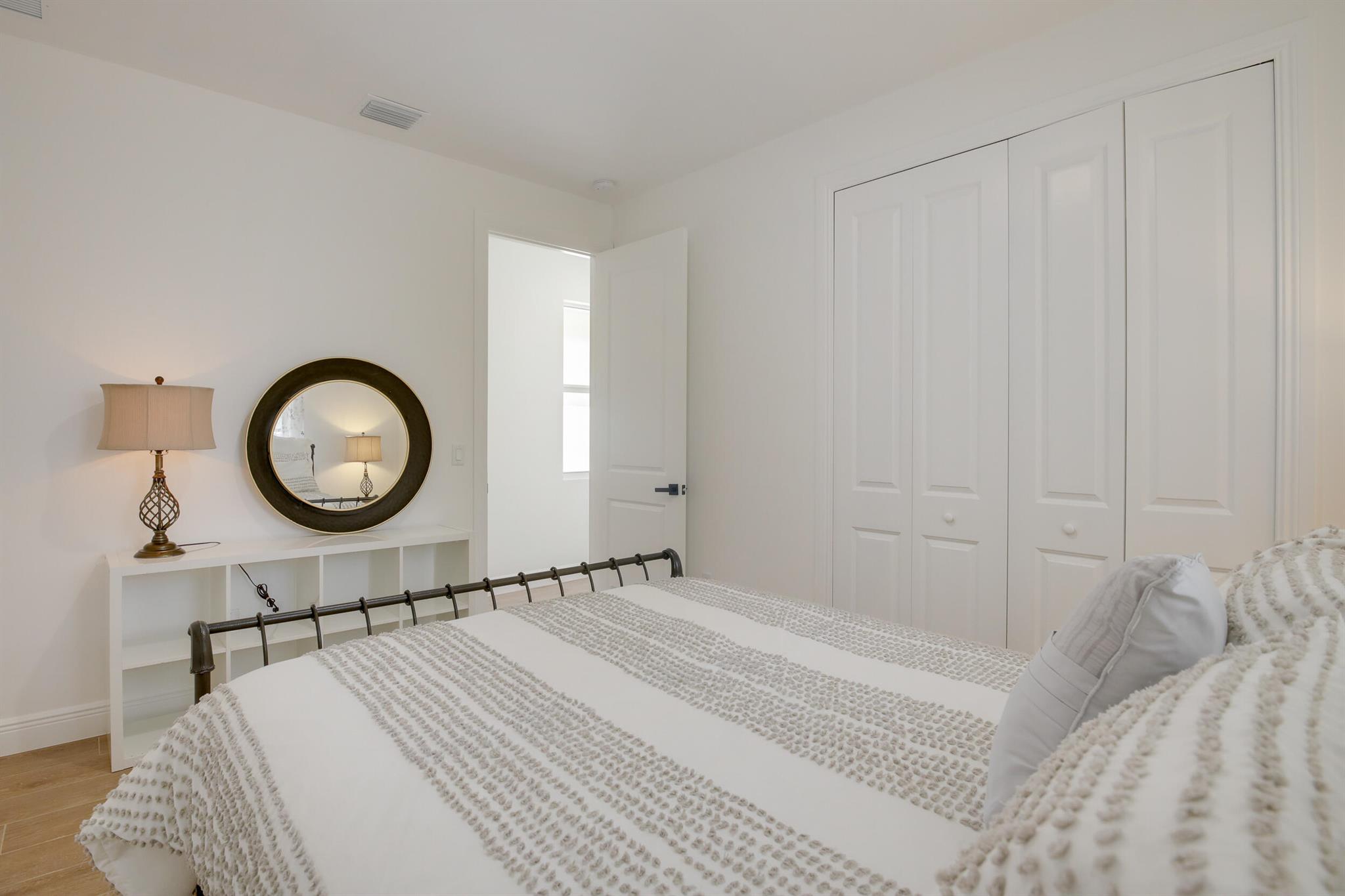 LAKE WORTH TOWN OF - Residential